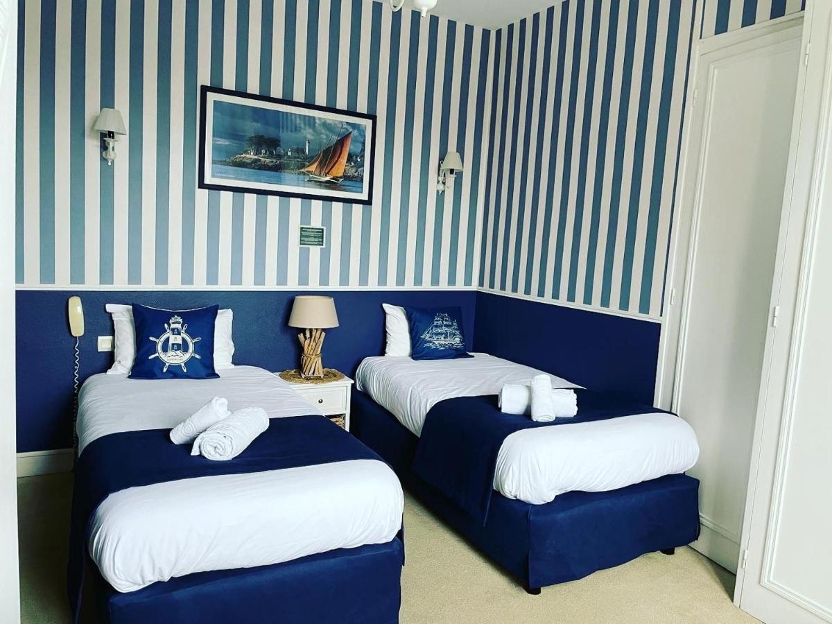 Hotel De La Cote Fleurie Довил Екстериор снимка