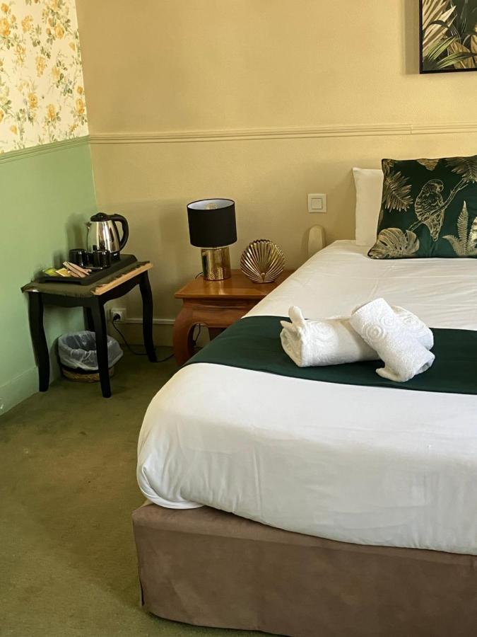 Hotel De La Cote Fleurie Довил Екстериор снимка