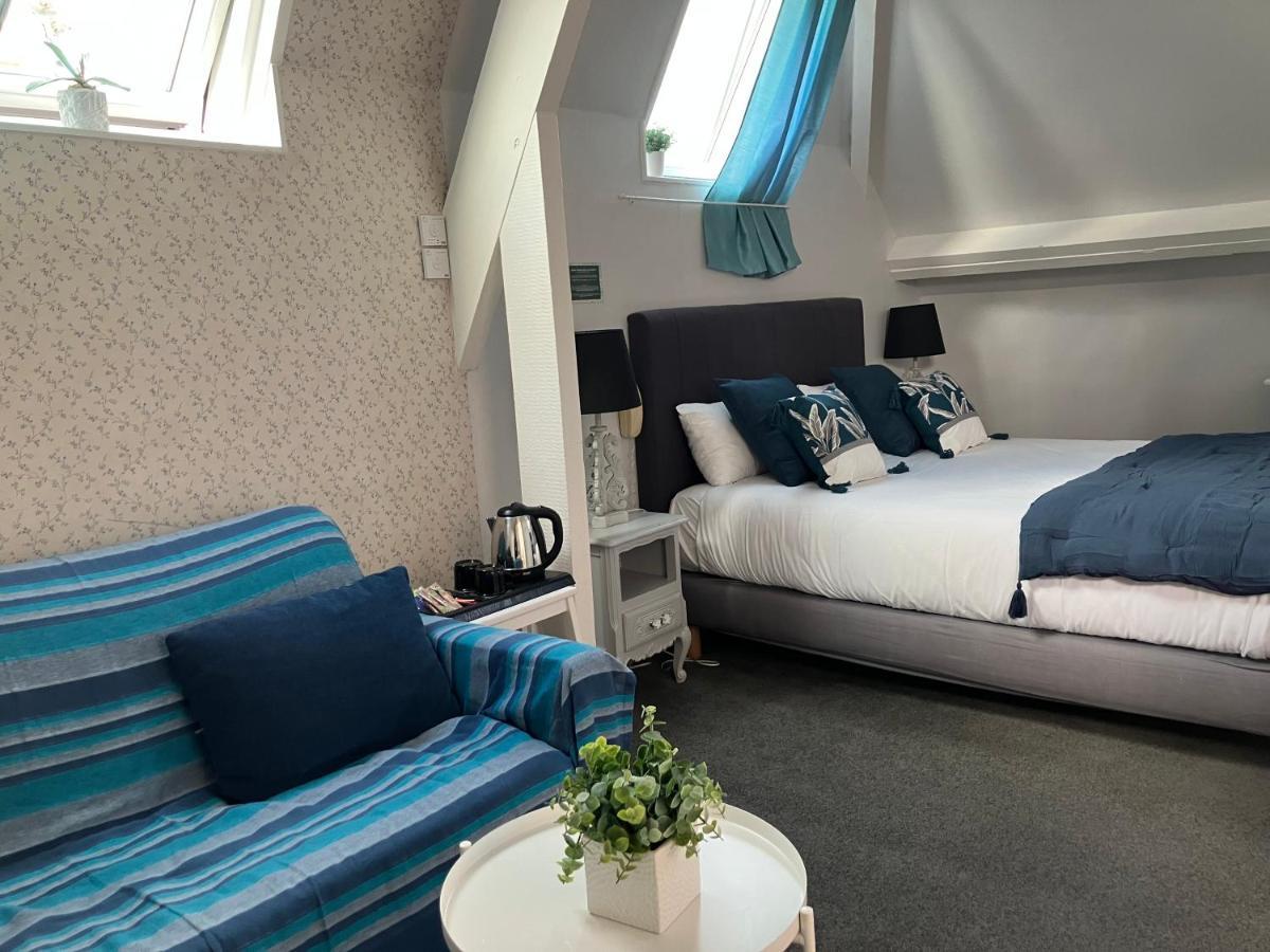 Hotel De La Cote Fleurie Довил Екстериор снимка